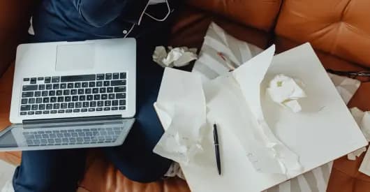 Paper Diaries vs Digital Diaries in Construction