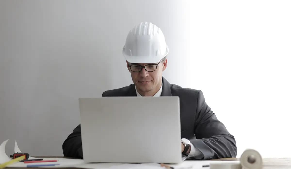 SuperConstruct construction management dashboard - multi-location owner case study